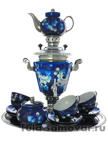 Самовар электрический 3 литра в наборе с чайным сервизом "Цветы на синем фоне" арт. 110591с