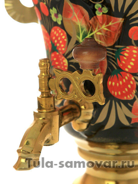 Электрический самовар 1,5 литра с художественной росписью "Земляника на черном фоне" арт. 110588