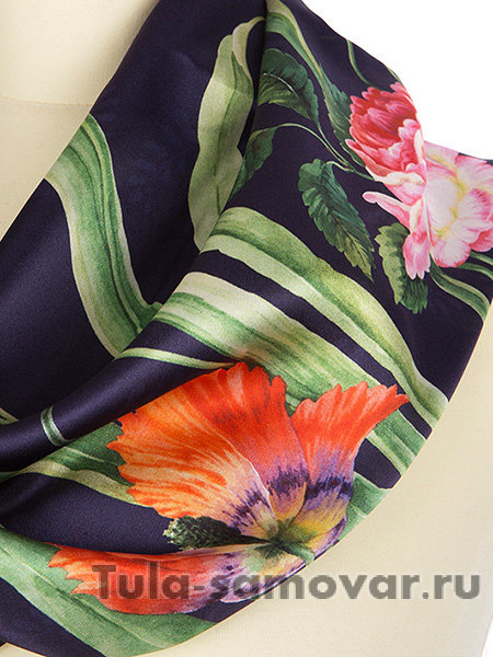 Платок из шелка (атлас) Павлопосадский "Лунный сад", 89*89 см, арт. 10018-14