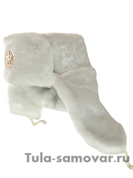 Шапка-ушанка белая с красной звездой